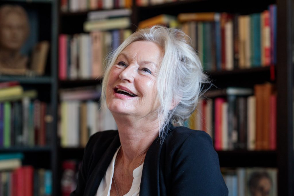 Joke Hermsen; lezing: Tijd is hoop